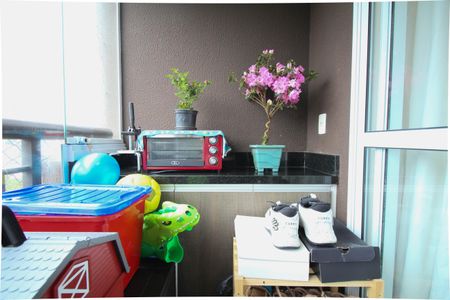 Varanda Sala de apartamento à venda com 2 quartos, 48m² em Vila Andrade, São Paulo