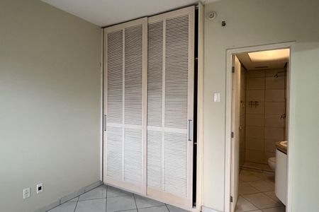 Suite 1 de apartamento para alugar com 2 quartos, 70m² em Boqueirão, Santos