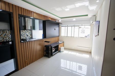 Apartamento à venda com 58m², 2 quartos e 2 vagasSala