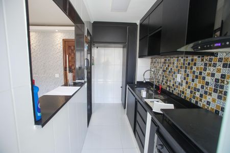 Apartamento à venda com 58m², 2 quartos e 2 vagasCozinha