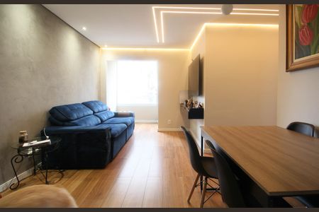 Sala de apartamento à venda com 2 quartos, 52m² em Paraíso do Morumbi, São Paulo