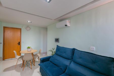 Sala de apartamento à venda com 2 quartos, 140m² em Floresta, Belo Horizonte