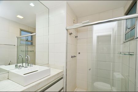 Apartamento à venda com 300m², 3 quartos e 3 vagasBanheiro Suite 1