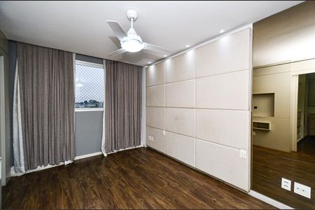 Apartamento à venda com 300m², 3 quartos e 3 vagasSuite 2