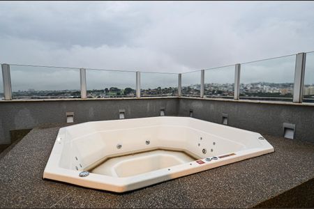 Apartamento à venda com 300m², 3 quartos e 3 vagasCobertura