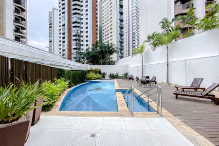 Apartamento à venda com 53m², 1 quarto e 1 vagaÁrea comum - Piscina