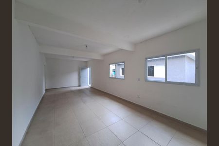 Casa à venda com 300m², 5 quartos e 3 vagas Casa à venda com 300m², 5 quartos e 3 vagasSalão