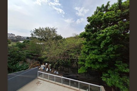 Casa à venda com 300m², 5 quartos e 3 vagas Casa à venda com 300m², 5 quartos e 3 vagasVista Sala 2