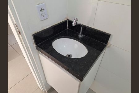 Casa à venda com 300m², 5 quartos e 3 vagas Casa à venda com 300m², 5 quartos e 3 vagasBanheiro