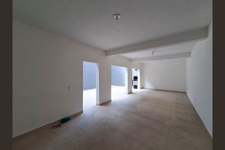 Casa à venda com 300m², 5 quartos e 3 vagas Casa à venda com 300m², 5 quartos e 3 vagasQuintal