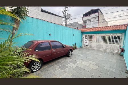Casa à venda com 200m², 3 quartos e 4 vagas Casa à venda com 200m², 3 quartos e 4 vagasGaragem