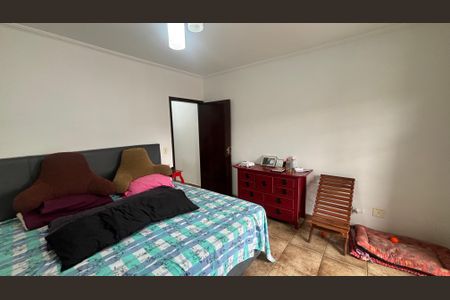 Casa à venda com 200m², 3 quartos e 4 vagas Casa à venda com 200m², 3 quartos e 4 vagasSuite