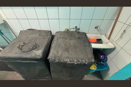 Casa à venda com 200m², 3 quartos e 4 vagas Casa à venda com 200m², 3 quartos e 4 vagasÁrea de Serviço