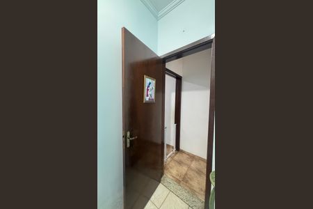 Casa à venda com 200m², 3 quartos e 4 vagas Casa à venda com 200m², 3 quartos e 4 vagasLavabo