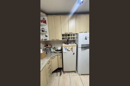 Casa à venda com 200m², 3 quartos e 4 vagas Casa à venda com 200m², 3 quartos e 4 vagasCozinha