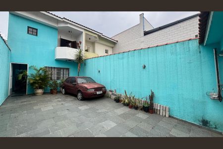 Casa à venda com 200m², 3 quartos e 4 vagas Casa à venda com 200m², 3 quartos e 4 vagasGaragem