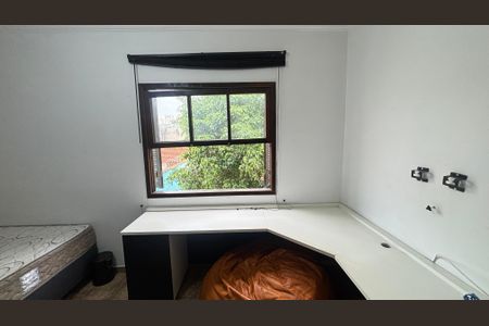 Casa à venda com 200m², 3 quartos e 4 vagas Casa à venda com 200m², 3 quartos e 4 vagasQuarto 1