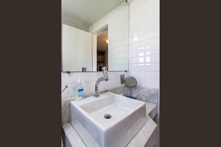 Apartamento à venda com 89m², 3 quartos e 2 vagas Apartamento à venda com 89m², 3 quartos e 2 vagasBanheiro da Suíte