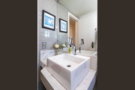 Apartamento à venda com 89m², 3 quartos e 2 vagas Apartamento à venda com 89m², 3 quartos e 2 vagasBanheiro