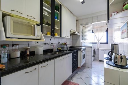 Apartamento à venda com 89m², 3 quartos e 2 vagas Apartamento à venda com 89m², 3 quartos e 2 vagasCozinha