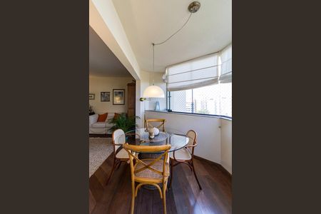 Sacada de apartamento à venda com 3 quartos, 89m² em Vila Andrade, São Paulo