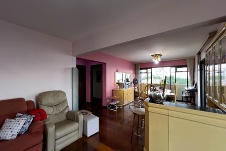 Apartamento à venda com 143m², 3 quartos e 2 vagasSala