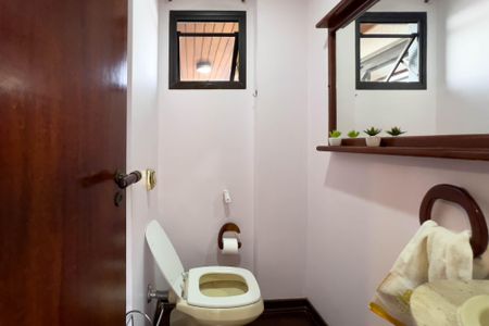 Apartamento à venda com 143m², 3 quartos e 2 vagasLavabo