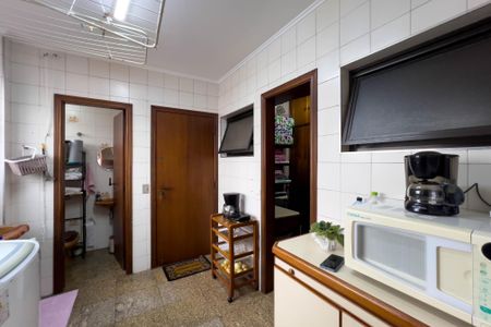 Apartamento à venda com 143m², 3 quartos e 2 vagasCozinha