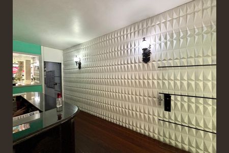 Apartamento à venda com 73m², 2 quartos e sem vagaÁrea comum