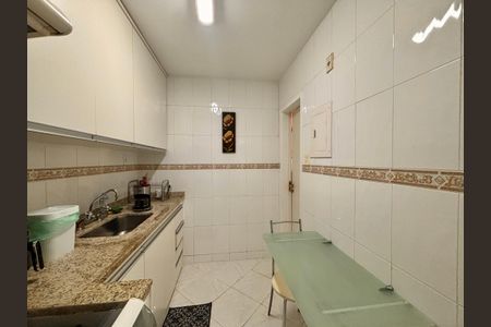 Apartamento à venda com 73m², 2 quartos e sem vagaCozinha