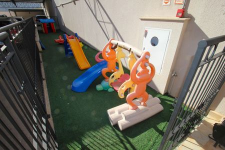 Apartamento para alugar com 60m², 2 quartos e 2 vagasÁrea comum - Playground