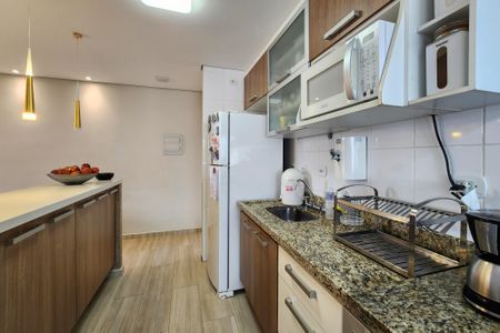 Apartamento à venda com 70m², 3 quartos e 2 vagasCozinha 