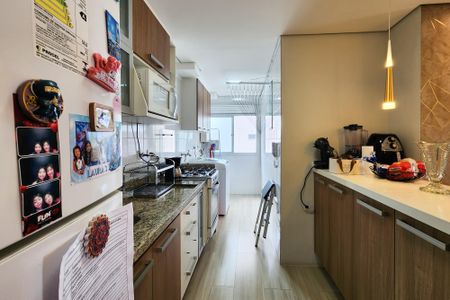 Apartamento à venda com 70m², 3 quartos e 2 vagasCozinha 