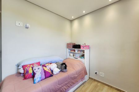 Apartamento à venda com 70m², 3 quartos e 2 vagasQuarto 2