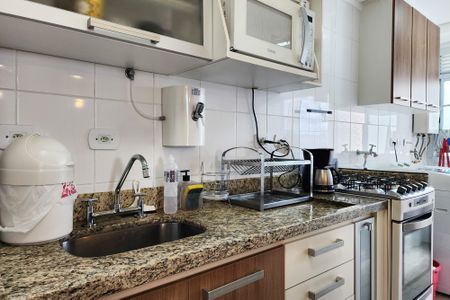 Apartamento à venda com 70m², 3 quartos e 2 vagasCozinha 