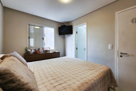 Apartamento à venda com 70m², 3 quartos e 2 vagasSuíte 