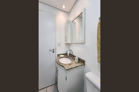 Apartamento à venda com 70m², 3 quartos e 2 vagasBanheiro Social 