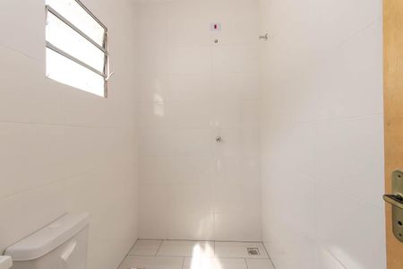 Banheiro Social de apartamento para alugar com 1 quarto, 50m² em Jardim Palmira, Guarulhos