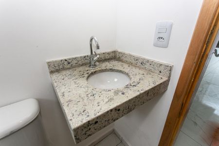 Apartamento à venda com 43m², 2 quartos e sem vagaBanheiro
