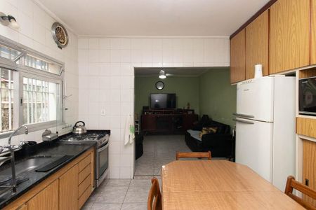 Casa à venda com 173m², 2 quartos e 1 vaga Casa à venda com 173m², 2 quartos e 1 vagaCozinha