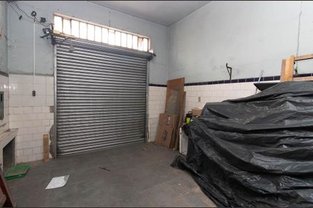 Casa à venda com 173m², 2 quartos e 1 vaga Casa à venda com 173m², 2 quartos e 1 vagaGaragem