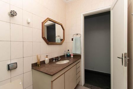 Casa à venda com 173m², 2 quartos e 1 vaga Casa à venda com 173m², 2 quartos e 1 vagaBanheiro 2