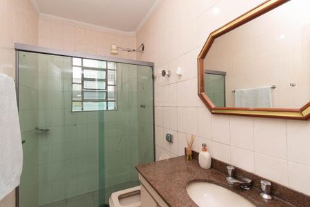 Casa à venda com 173m², 2 quartos e 1 vaga Casa à venda com 173m², 2 quartos e 1 vagaBanheiro 2