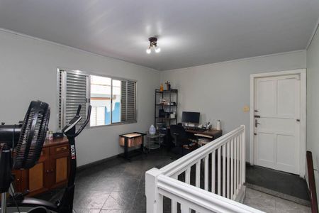 Casa à venda com 173m², 2 quartos e 1 vaga Casa à venda com 173m², 2 quartos e 1 vagaEscritório