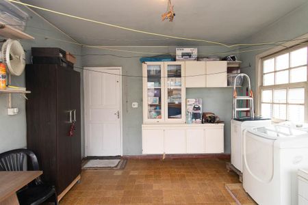 Casa à venda com 173m², 2 quartos e 1 vaga Casa à venda com 173m², 2 quartos e 1 vagaÁrea de Serviço