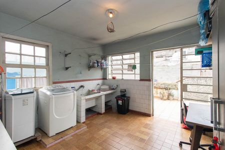 Casa à venda com 173m², 2 quartos e 1 vaga Casa à venda com 173m², 2 quartos e 1 vagaÁrea de Serviço