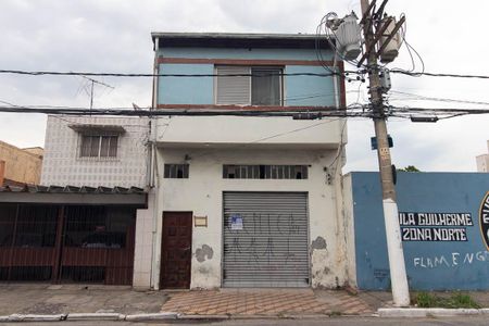 Casa à venda com 173m², 2 quartos e 1 vaga Casa à venda com 173m², 2 quartos e 1 vagaFachada