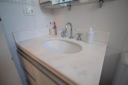 Apartamento à venda com 139m², 3 quartos e 3 vagasBanheiro da Suíte 1