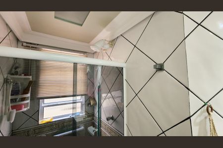 Banheiro de apartamento à venda com 2 quartos, 49m² em Quarto Centenário, Jundiaí