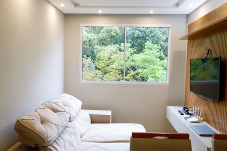 Sala de apartamento para alugar com 2 quartos, 42m² em Jardim Boa Vista (zona Oeste), Osasco